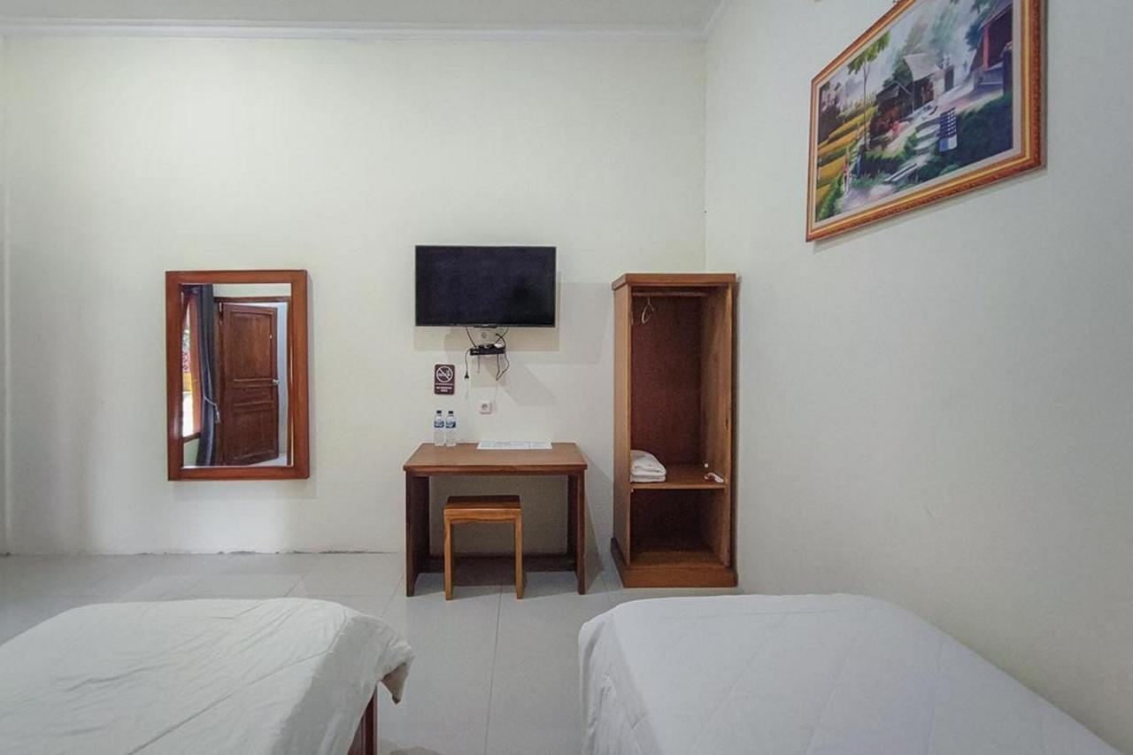Reddoorz At Tanakatto Homestay Waikabubak Bagian luar foto