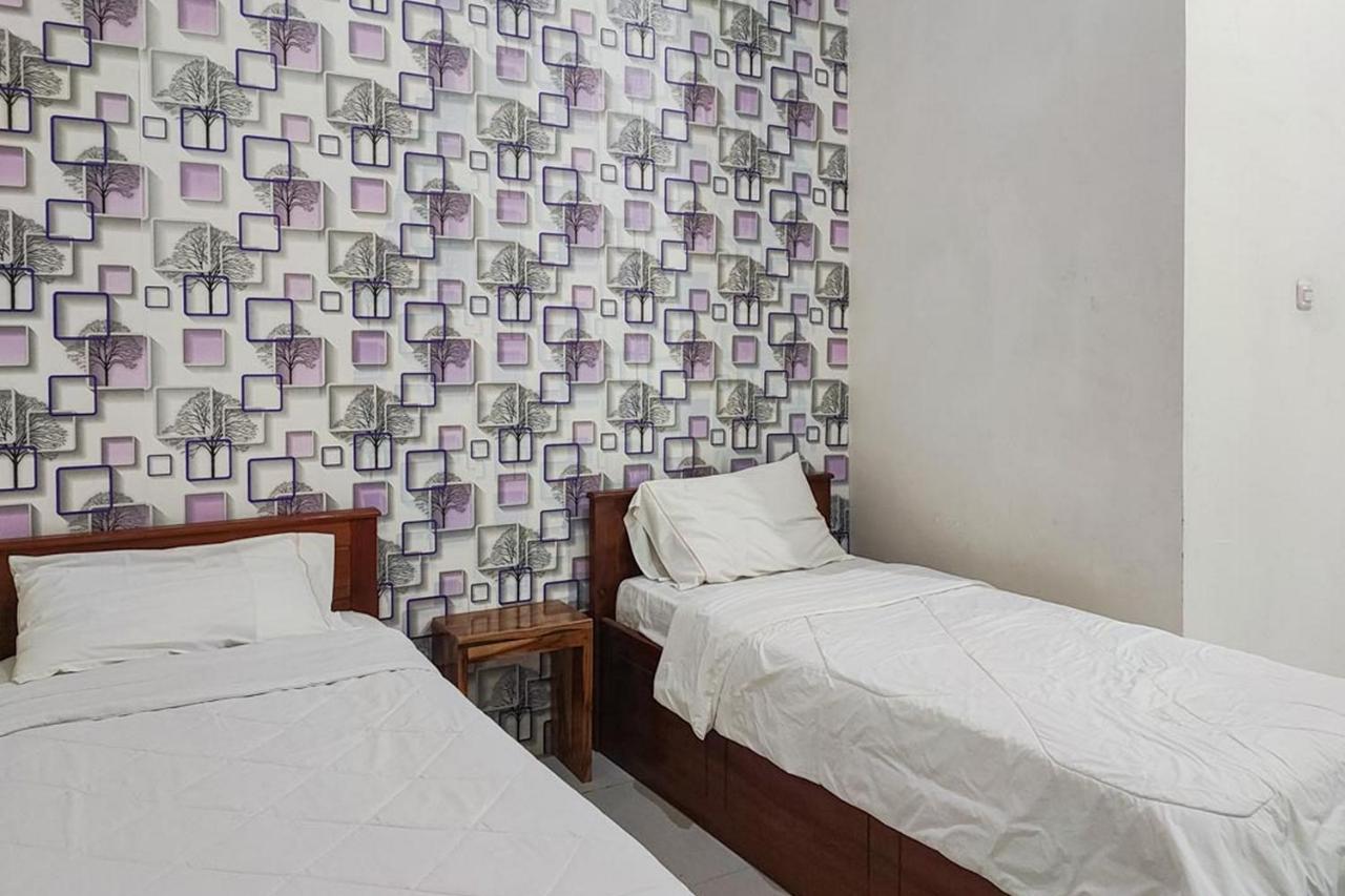 Reddoorz At Tanakatto Homestay Waikabubak Bagian luar foto